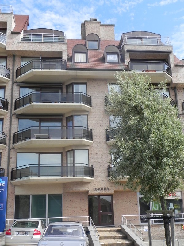 Coxy 2000 res. Isaura